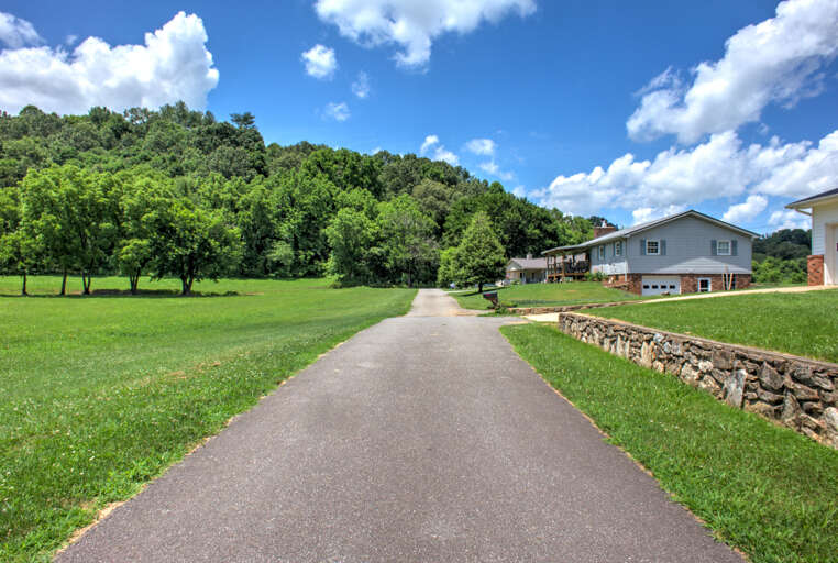 Road to River Bank Retreat