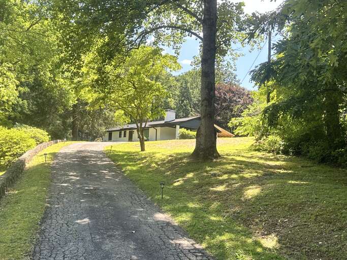 Driveway at Hilltop Haven