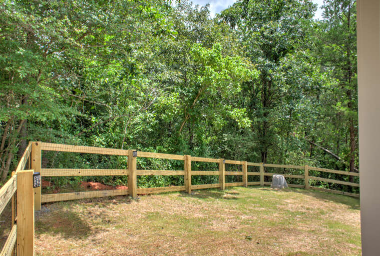 Fenced-In Yard