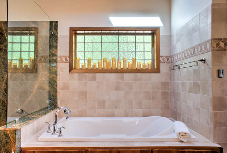 Soaking Tub