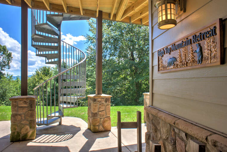 Start your Mountain Adventure at High Top Mountain Retreat Start your Mountain Adventure at High Top Mountain Retreat