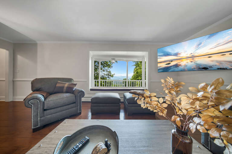 Living Area w/ Mountain Views, Gas Fireplace & Smart TV