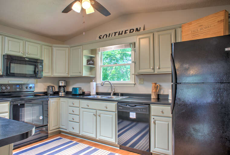 Fully Equipped Kitchen Fully Equipped Kitchen