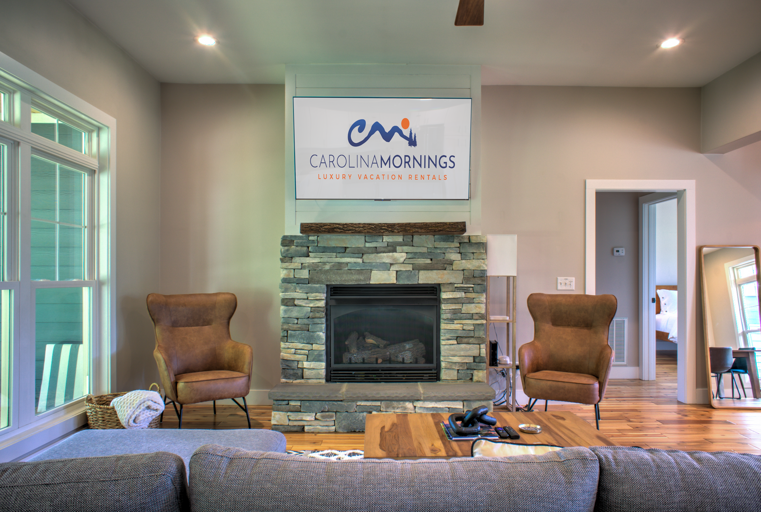 Living Area w/ Smart TV & Gas Fireplace