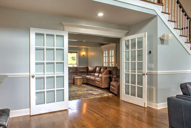 Living Area w/ Access to Bonus Living Area Living Area w/ Access to Bonus Living Area