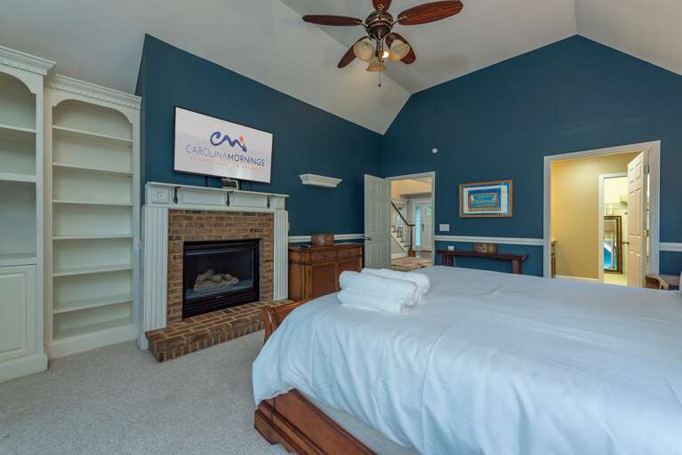 Main Suite/Bedroom One - Attached Full Bath