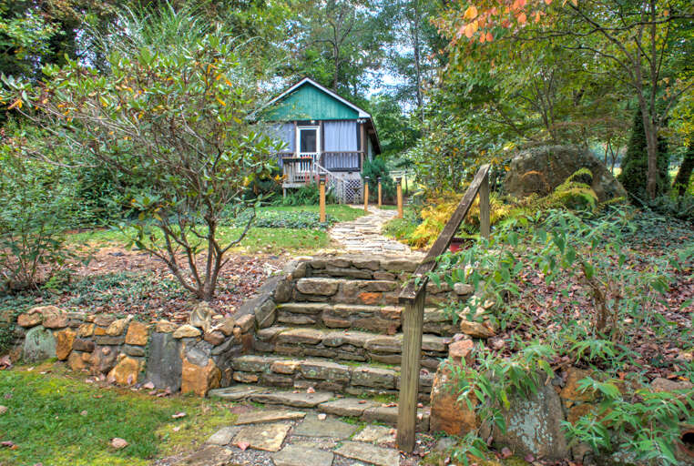 Heartwood Cottage Cozy Retreat in Asheville, NC Find Rentals