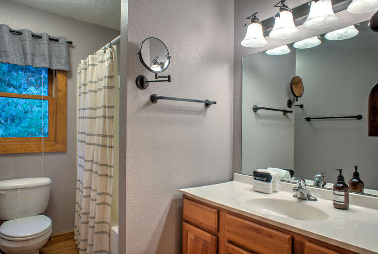 Upper Level - Shared Full Bath