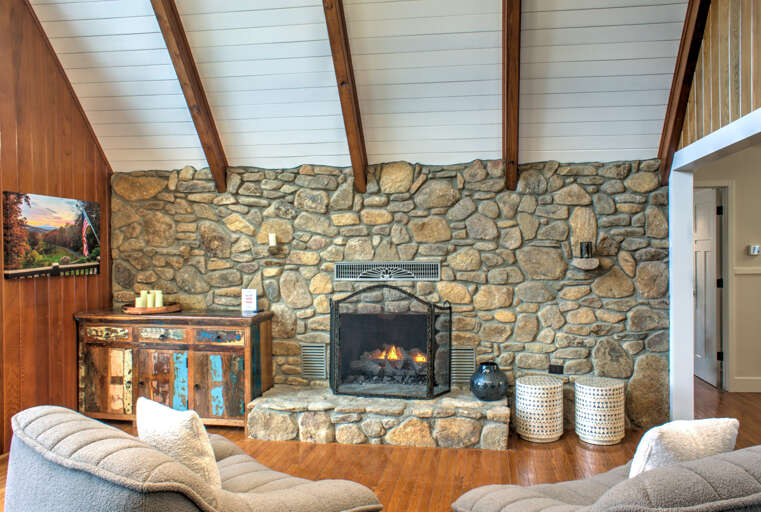 Living Area w/ Gas Fireplace