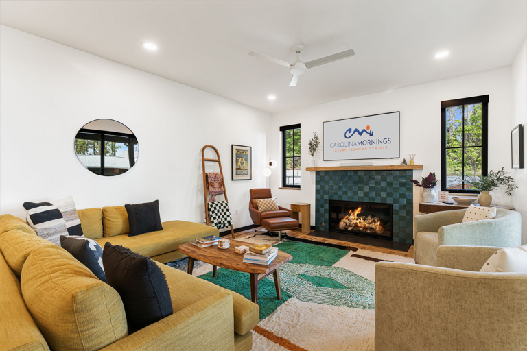 Living Area w/ Modern Furnishings