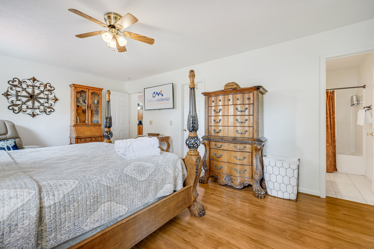 Main Suite/Bedroom One - w/ Smart TV & Attached Full Bath