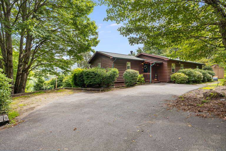Driveway & Parking
