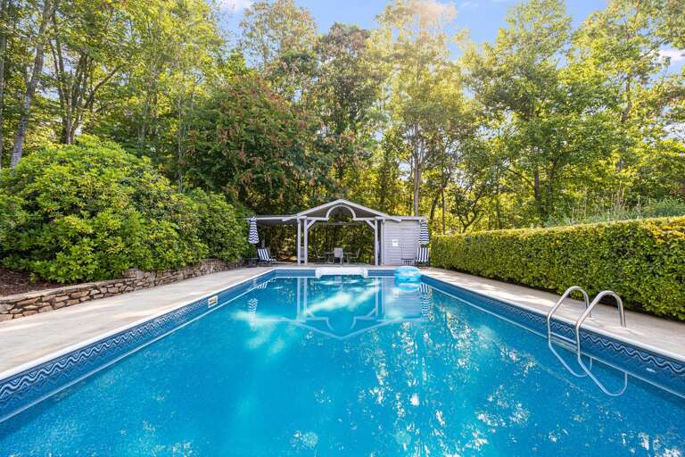 Your Private Poolside Paradise
