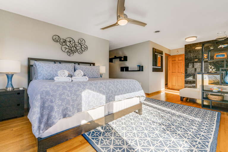 Main Level - Main Suite/Bedroom One w/ Attached Full Bath w/ Jetted Tub