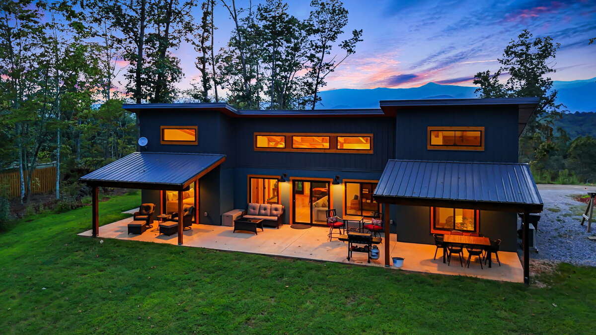 Ridgeline Retreat Ridgeline Retreat