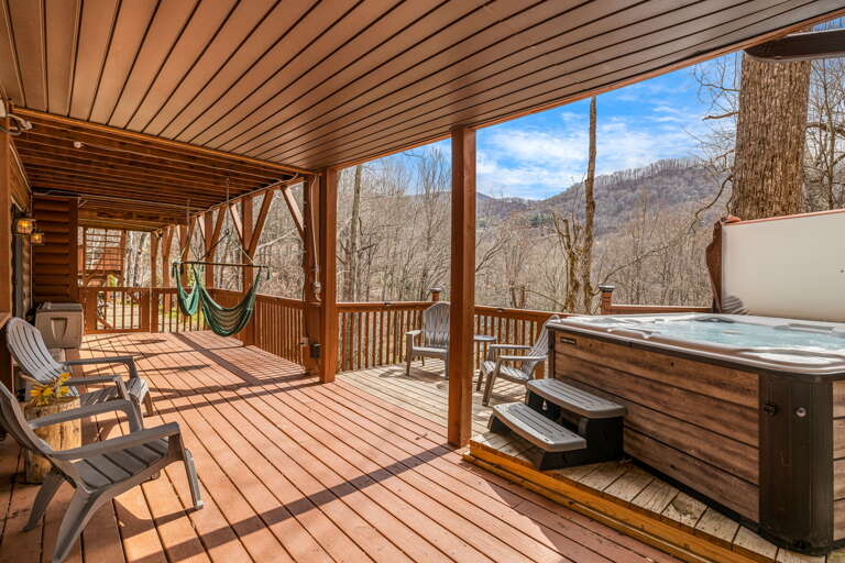Hot Tub Area w/ Hammocks