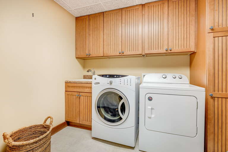 Lower Level - Laundry Area