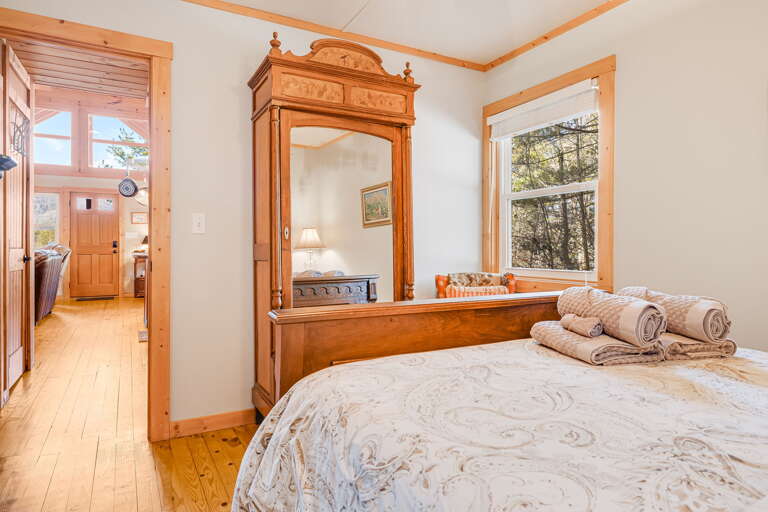 Bedroom Two - Queen Bed