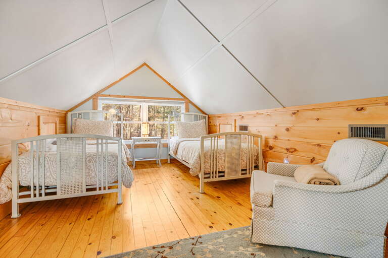 Loft Area - Bonus Sleeping - Two Twin Beds