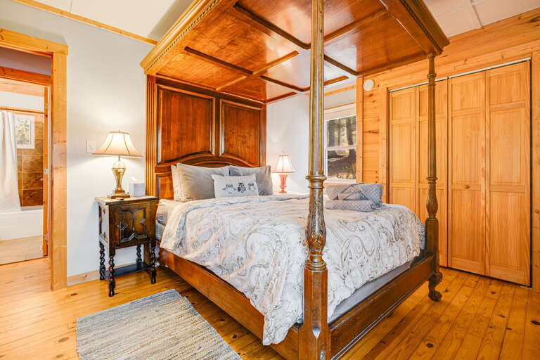 Main Level - Bedroom One - Queen Bed