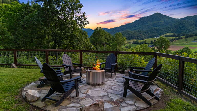 Toast Marshmallows Over the Fire Pit