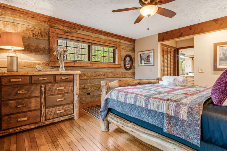 Main Suite/Bedroom One - King Bed w/ Attached Full Shower Bath Main Suite/Bedroom One - King Bed w/ Attached Full Shower Bath