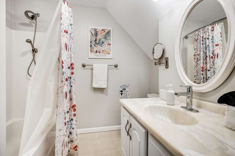 Shared Full Bath