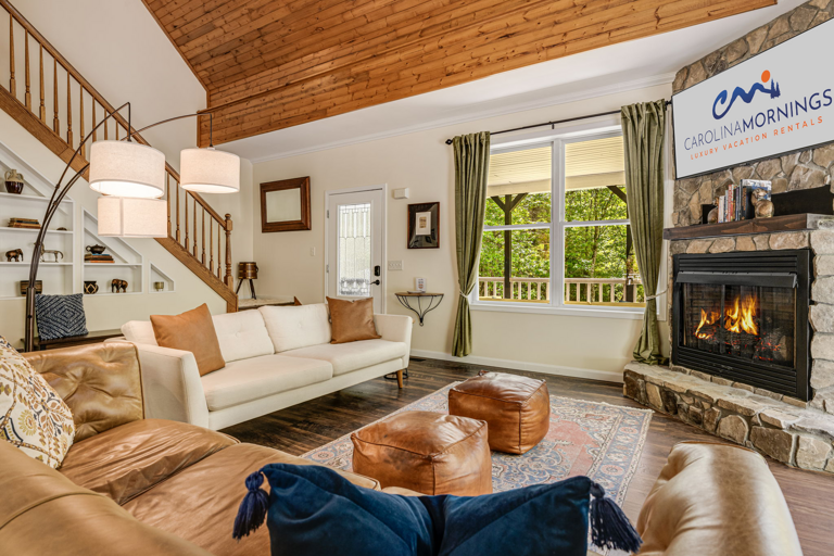 Main Level - Living Area w/ Gas Fireplace & Smart TV