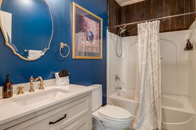 Main Level - Shared Full Bath
