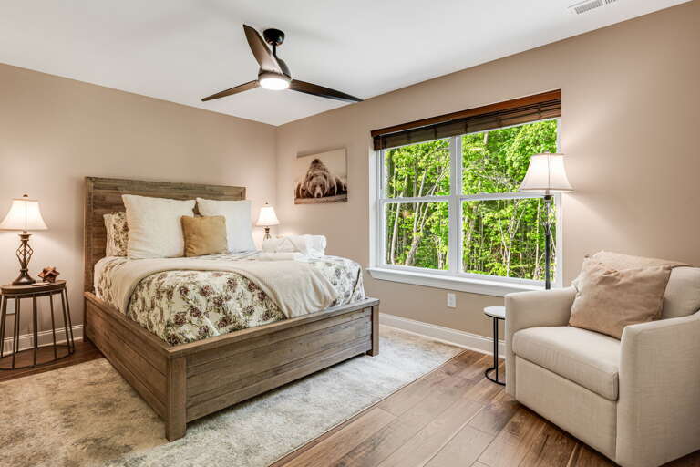 Upper Level - Bedroom Three - Queen Bed
