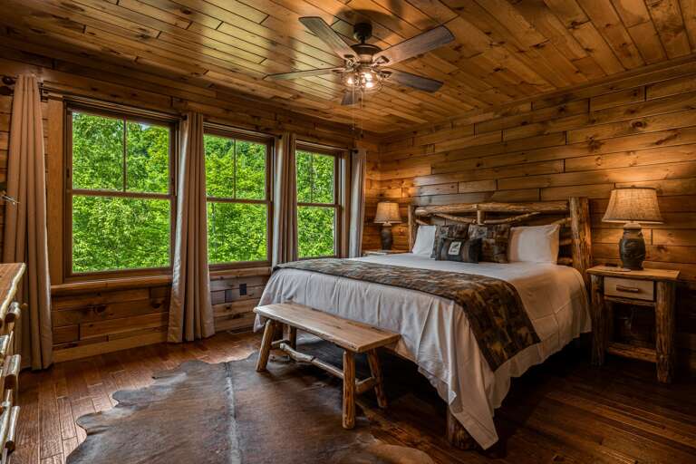 Upper Level - Main Suite/Bedroom One - King Bed