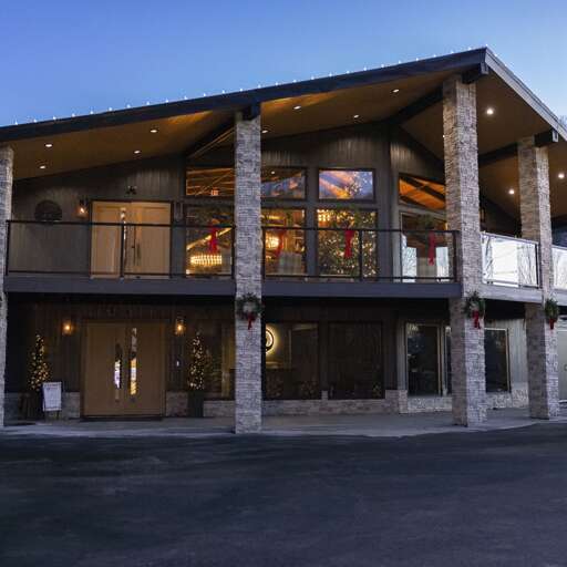 Visit Hatley Pointe, 15 Minutes From Cub's Den!