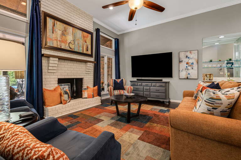 Designer Touches To Lounge In Style Designer Touches To Lounge In Style
