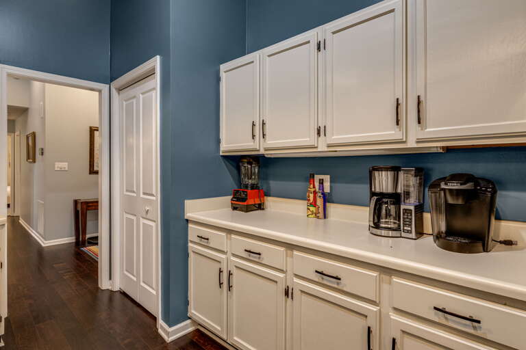 Fully Equipped Kitchen Fully Equipped Kitchen