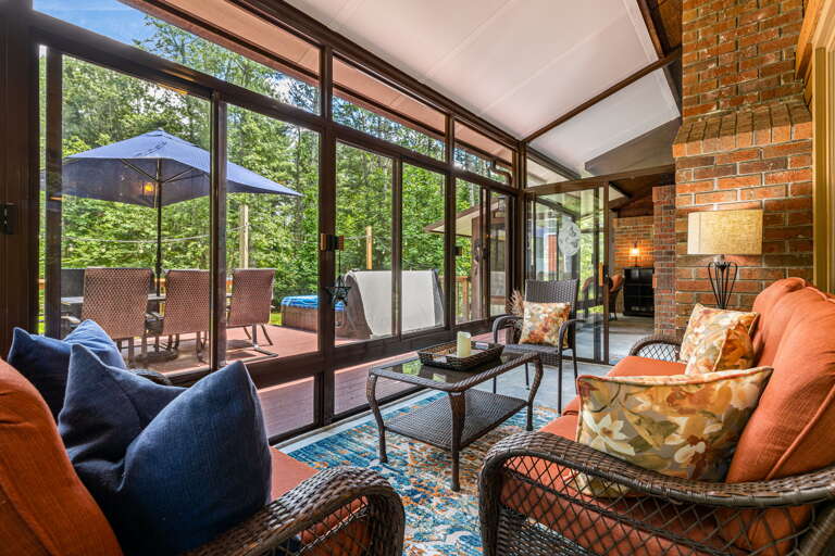 Garden Room w/ Screened Porch
