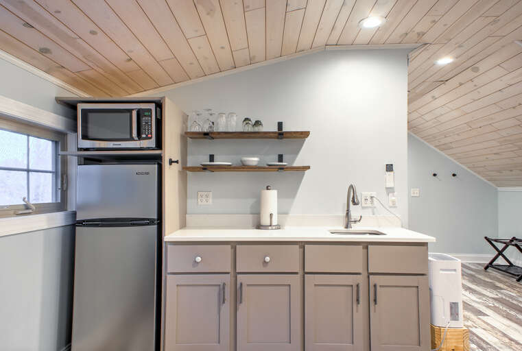 Efficiency Kitchen and Dining Area