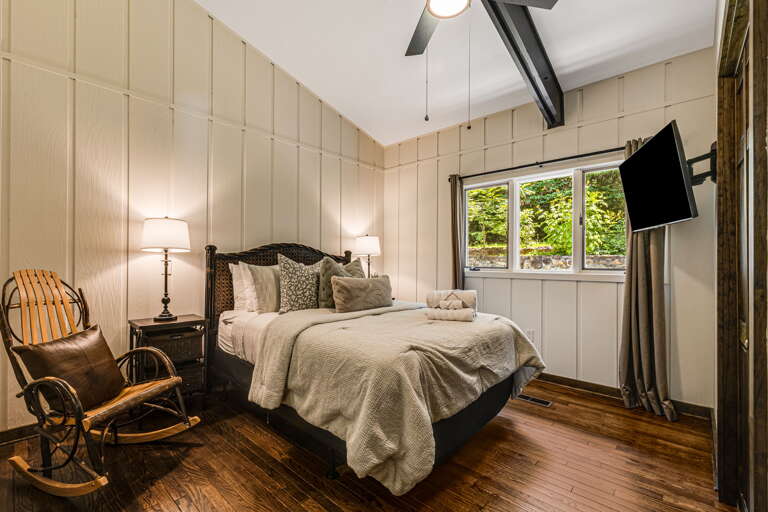 Bedroom Three - Queen Bed