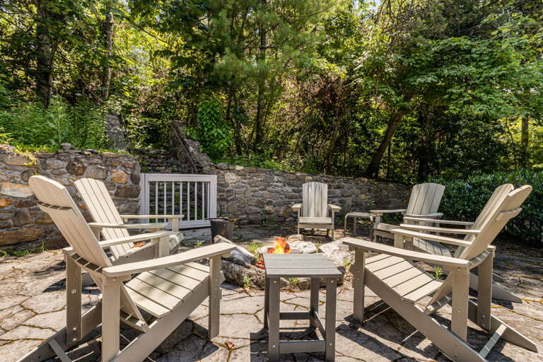 Enchanting Evenings By the Fire Enchanting Evenings By the Fire