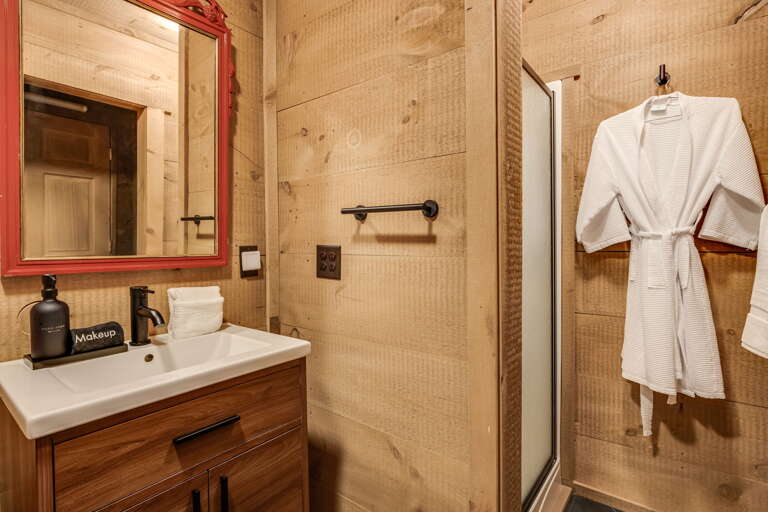 Main Level - Shared Shower Bath