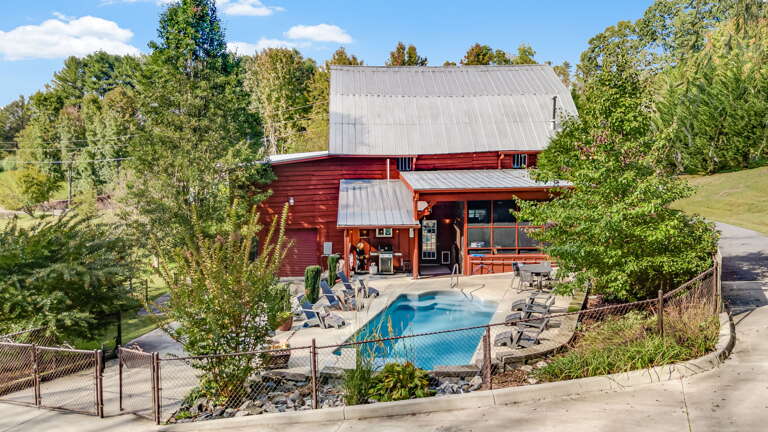 Fenced Private Pool