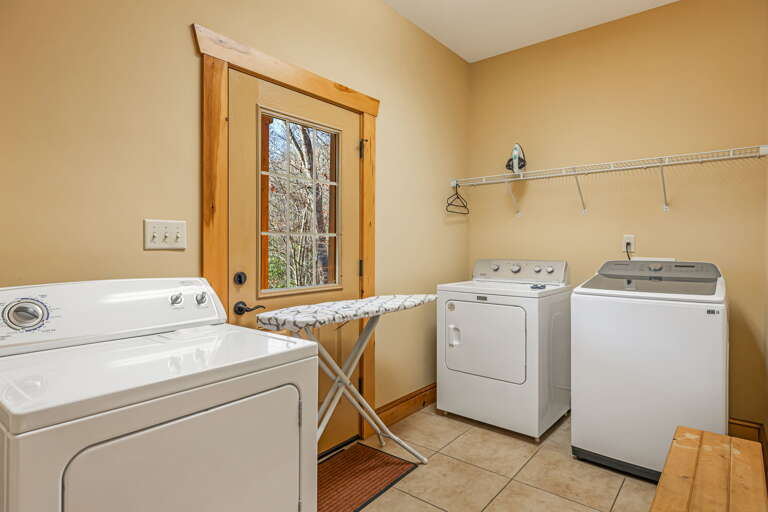 Lower Level - Laundry Area