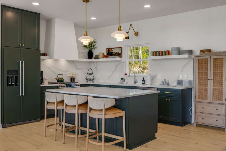 Main Level - Breakfast Bar Seating & Chef's Kitchen
