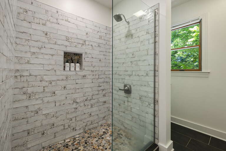 Shared Shower Bath