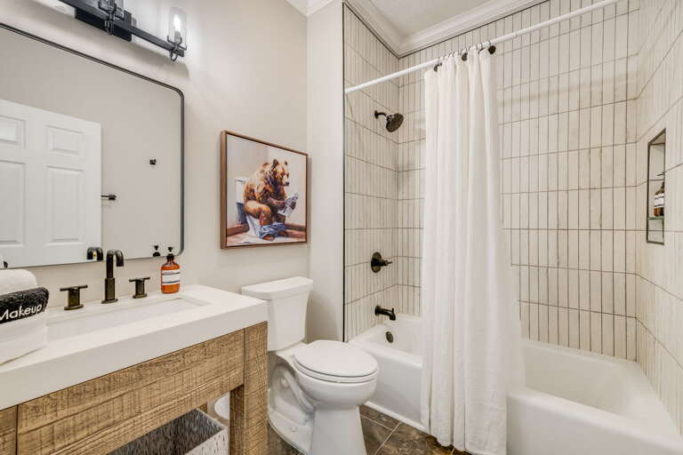 Lower Level - Shared Full Bath