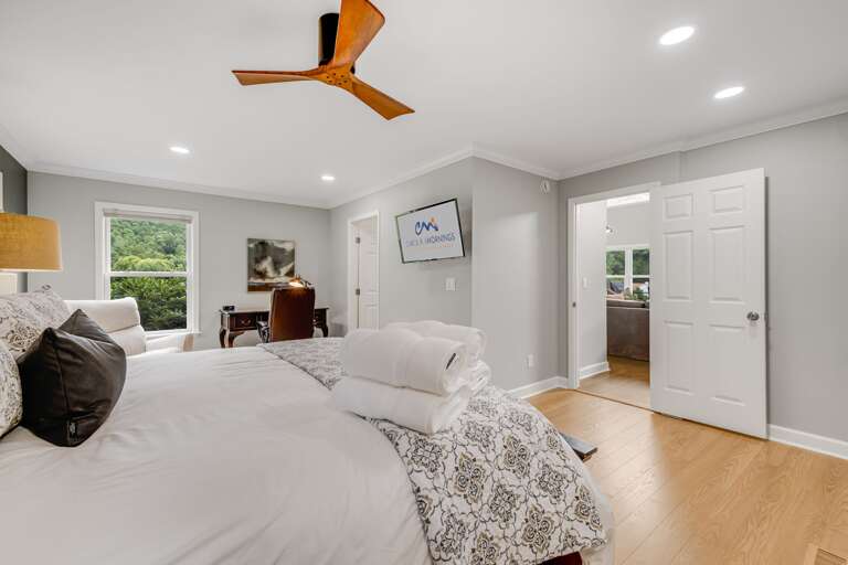 Main Suite/Bedroom One - King Bed w/ Smart TV & Attached Shower Bath