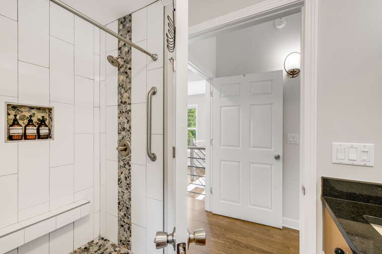 Main Suite/Bedroom Two - Shower Bath