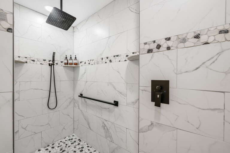 Main Suite/Bedroom One - Attached Shower Bath