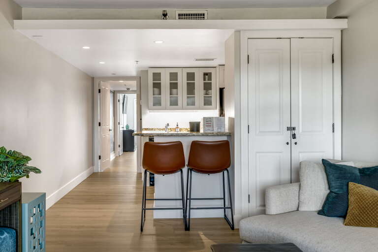 Breakfast Bar Seating