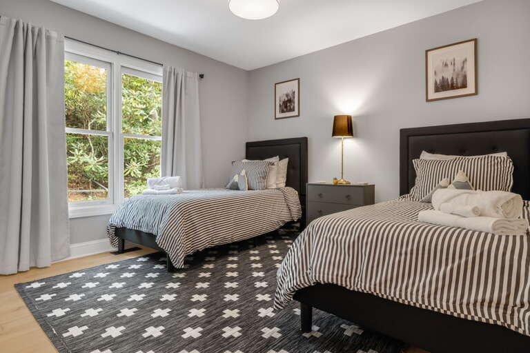 Main Level - Bedroom Two - Two Twin Beds