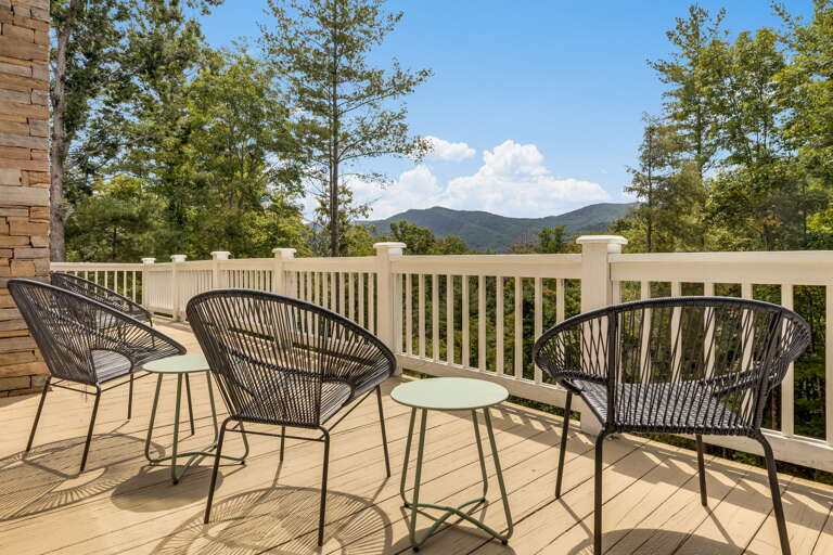 Outdoor Seating & Mountain Views